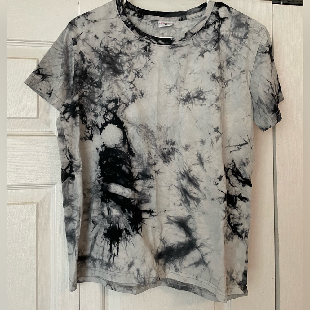 Grey and black tie dye shirt